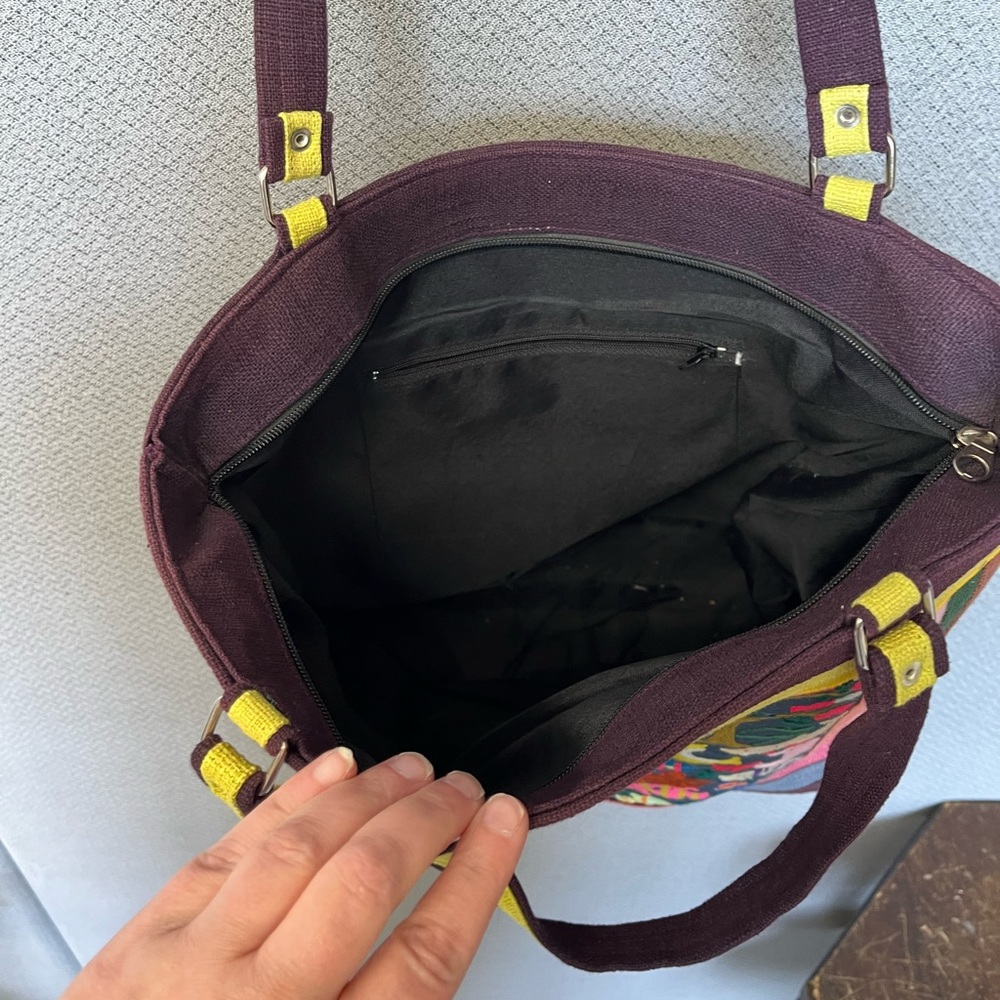 Hand made colorful and durable tote funky animal/ spiritual vibe - Picture 7 of 13